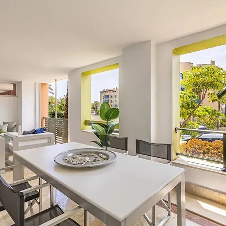 Stunning Tropical Oasis 3br, Pool And Water Views Apartment Sotogrande